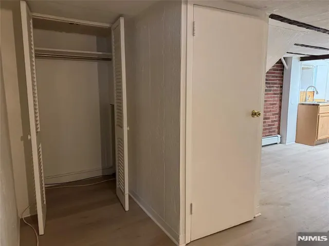 $1,000 | 9 Beaver Avenue, Unit 2, North Arlington, NJ 07031