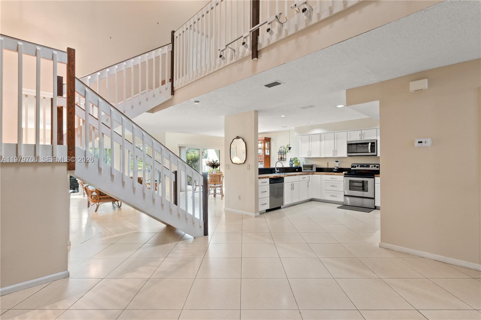 5692 Santiago Circle Boca Raton, FL 33433 - Photo 13 of 42 Gallery Image 13