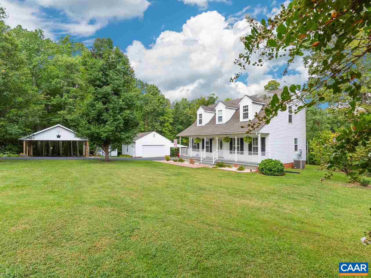 2363 Roundabout Road Louisa, VA 23093 - Photo 2 of 48