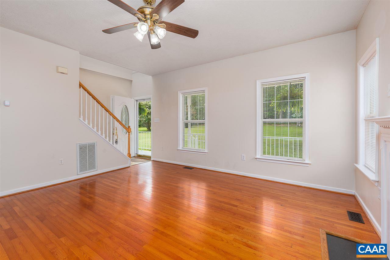 2363 Roundabout Road Louisa, VA 23093 - Photo 14 of 48