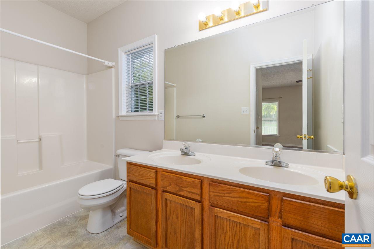 2363 Roundabout Road Louisa, VA 23093 - Photo 25 of 48
