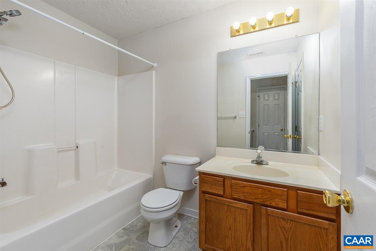 2363 Roundabout Road Louisa, VA 23093 - Photo 27 of 48