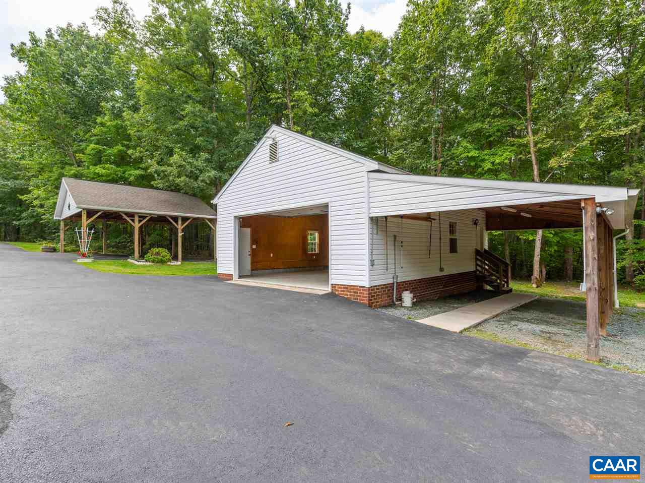 2363 Roundabout Road Louisa, VA 23093 - Photo 33 of 48