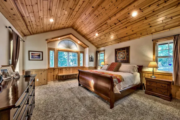 $2,449,000 | 15473 Kent Drive, Truckee, CA 96161