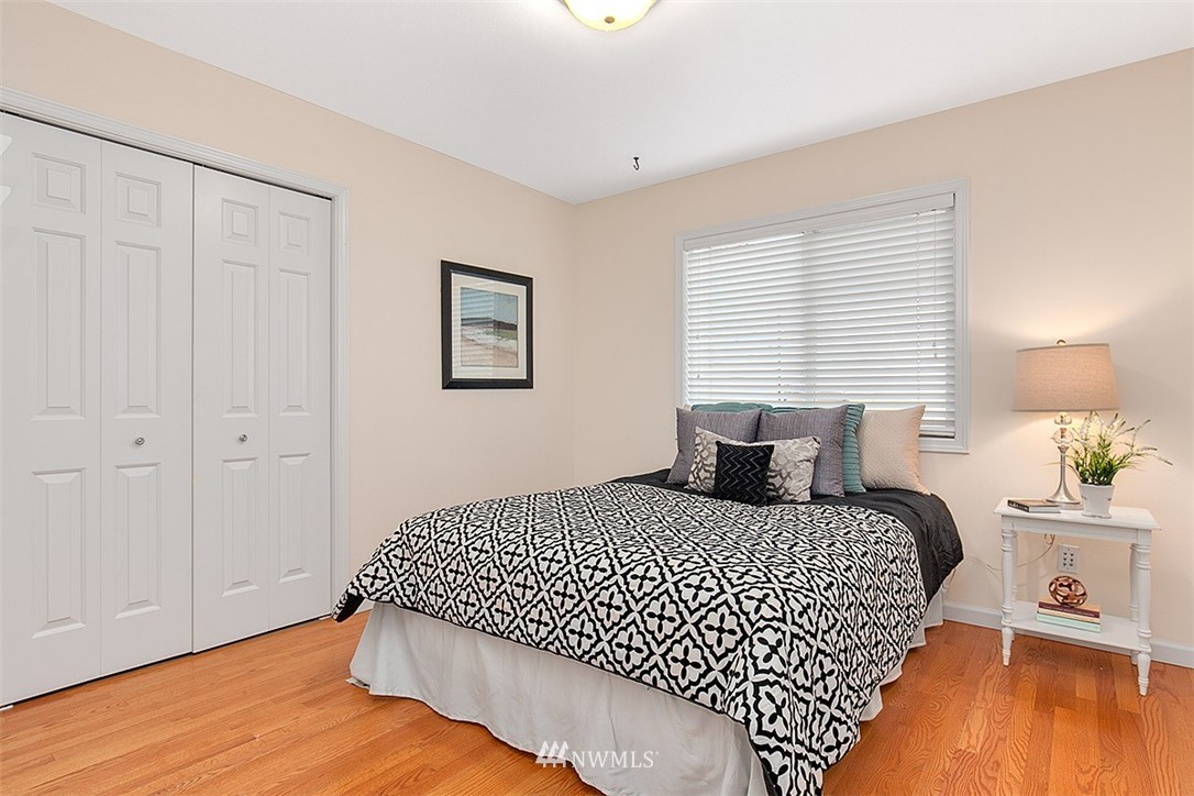 19222 86th Place Northeast Bothell, WA 98011 - Photo 11 of 25 Gallery Image 11