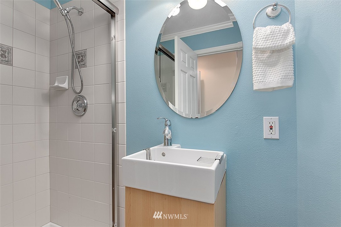 19222 86th Place Northeast Bothell, WA 98011 - Photo 20 of 25 Gallery Image 20