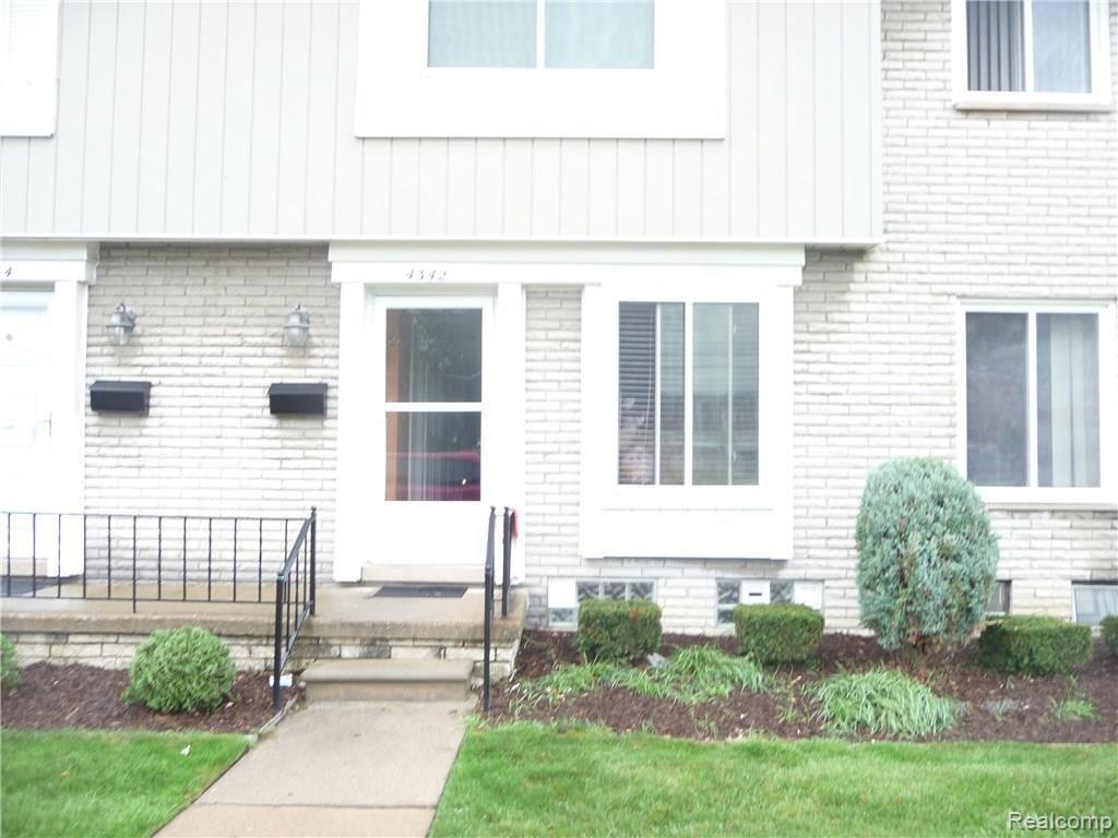 4342 15 Mile Road Sterling Heights, MI 48310 - Photo 1 of 21 2017-10-11 22.57
