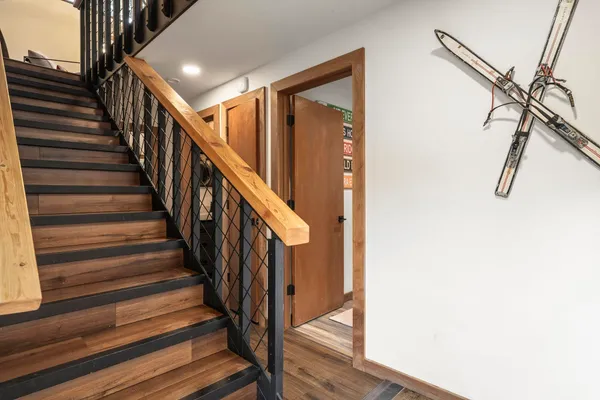 $1,055,000 | 651 Country Club Drive, Incline Village, NV 89451