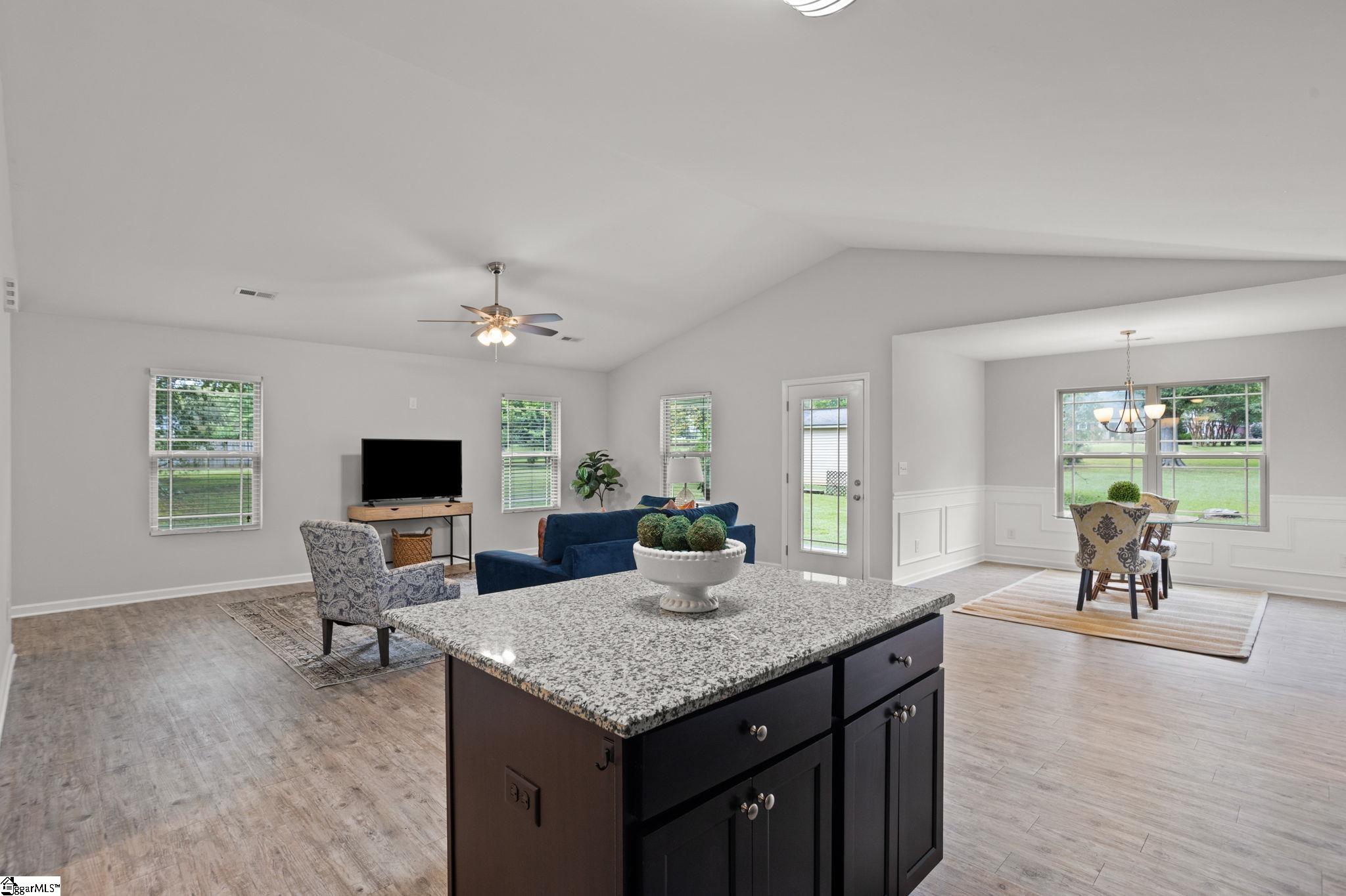 204 Inn Circle Fountain Inn, SC 29644 - Photo 11 of 26