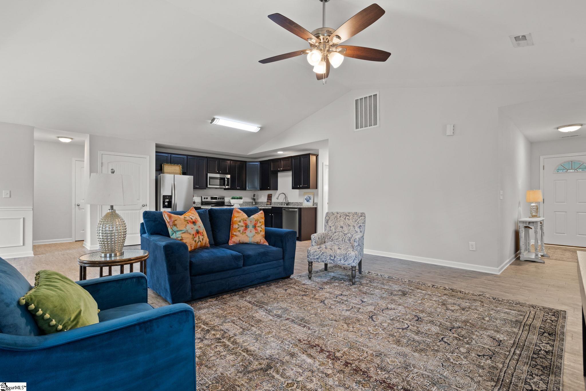 204 Inn Circle Fountain Inn, SC 29644 - Photo 6 of 26