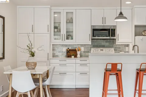 $445,000 | 651 Oakland Avenue, Unit 1F, Oakland, CA 94611