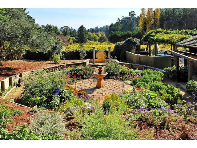 3040 Pleasant Valley Road Aptos, CA 95003 - Photo 8 of 11 Gallery Image 8