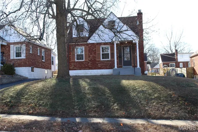 $179,000 | 8910 Shawnee Lane, St. Louis, MO 63114