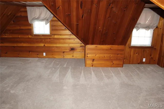 $179,000 | 8910 Shawnee Lane, St. Louis, MO 63114