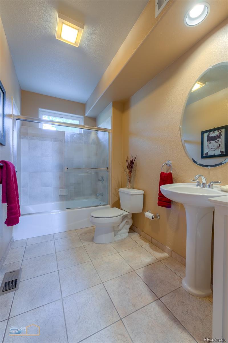 415 Vasquez Court Lyons, CO 80540 - Photo 25 of 35