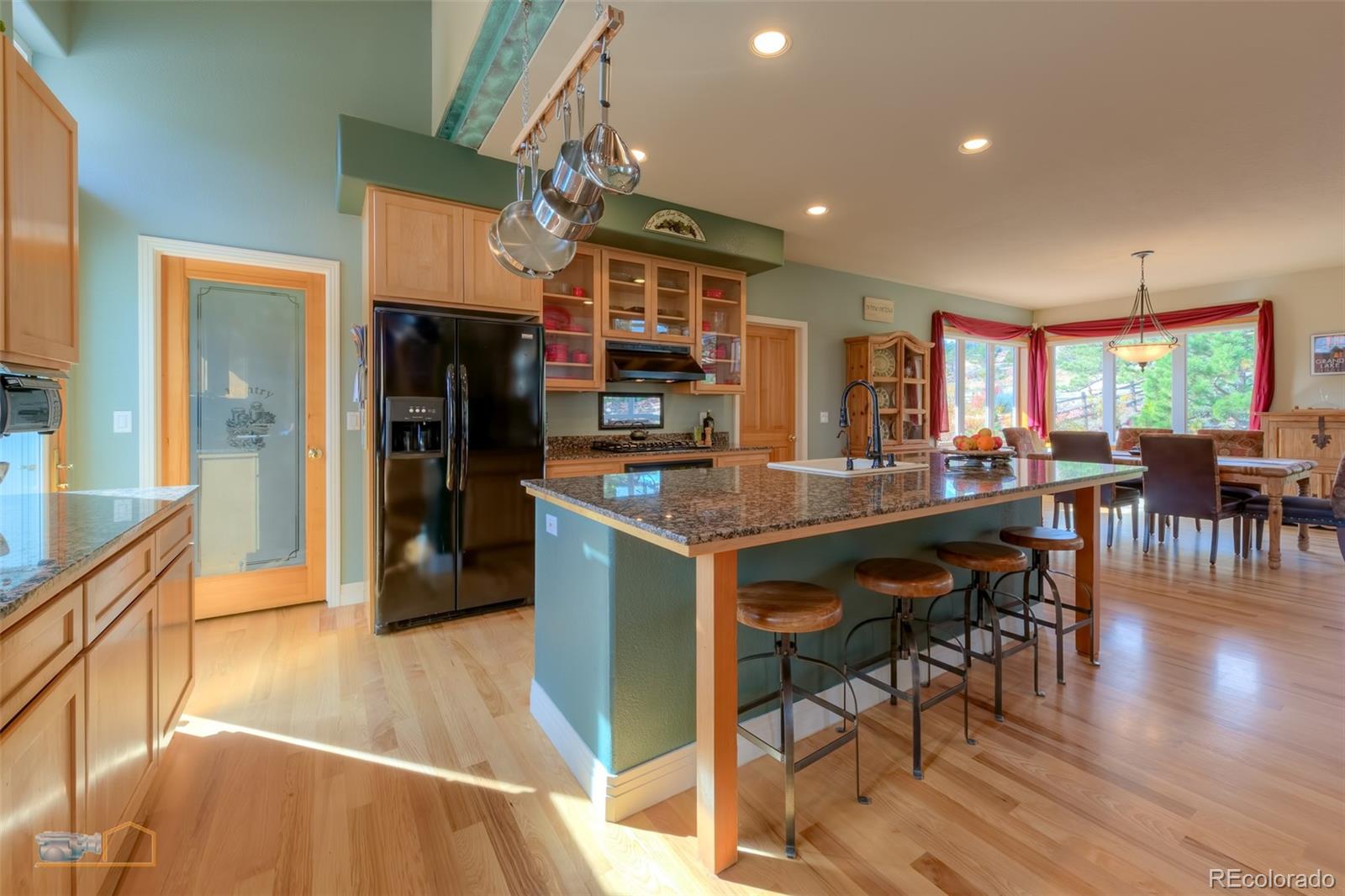 415 Vasquez Court Lyons, CO 80540 - Photo 8 of 35