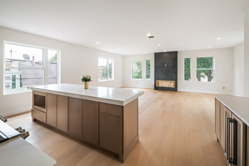 60 Franklin Street, Unit 2 Somerville, MA 02145 - Photo 8 of 25