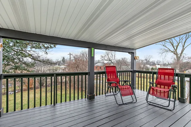 $360,000 | 1014 Vine Street, Streamwood, IL 60107