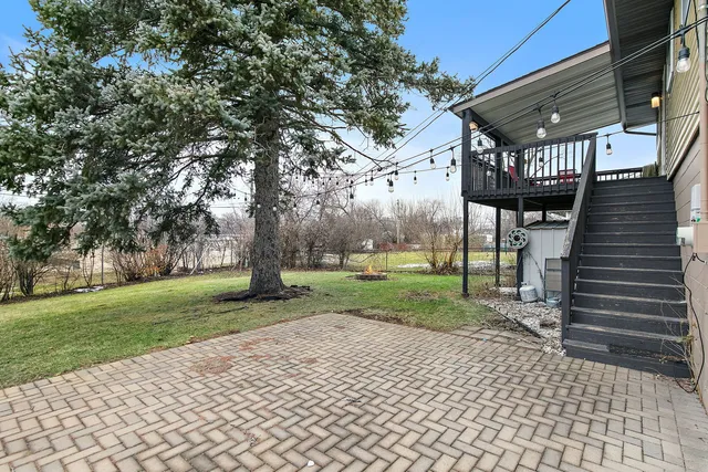 $360,000 | 1014 Vine Street, Streamwood, IL 60107