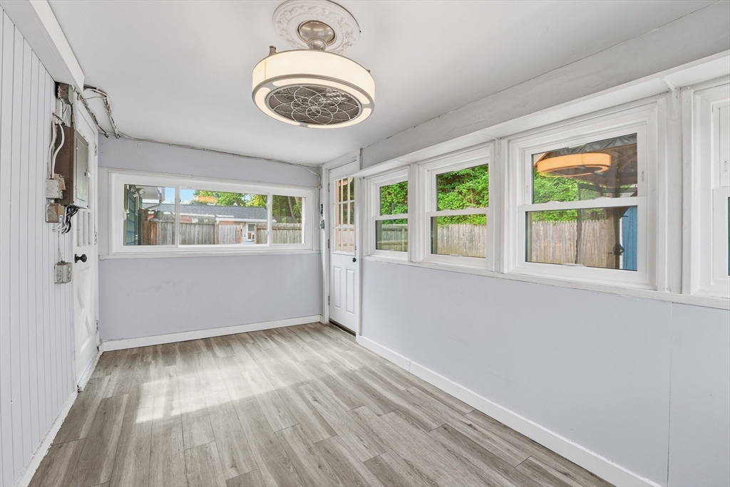 165 Hampden Street Springfield, MA 01151 - Photo 30 of 41