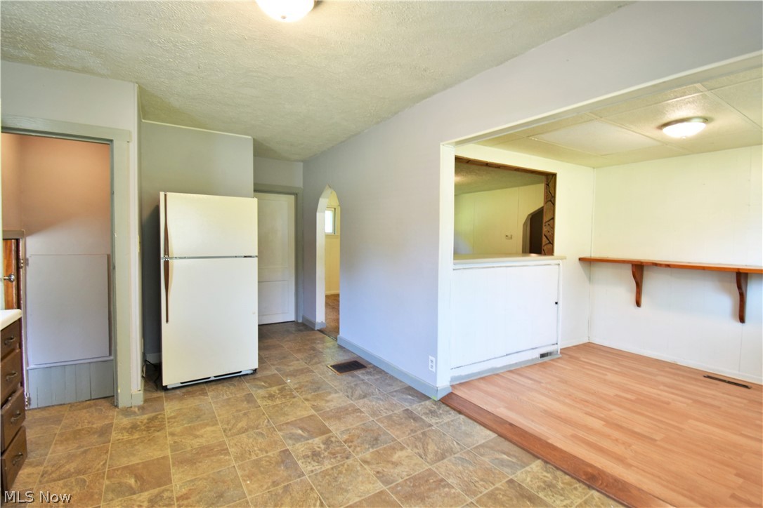 3422 Bell Wick Road Hubbard, OH 44425 - Photo 10 of 31 Gallery Image 10