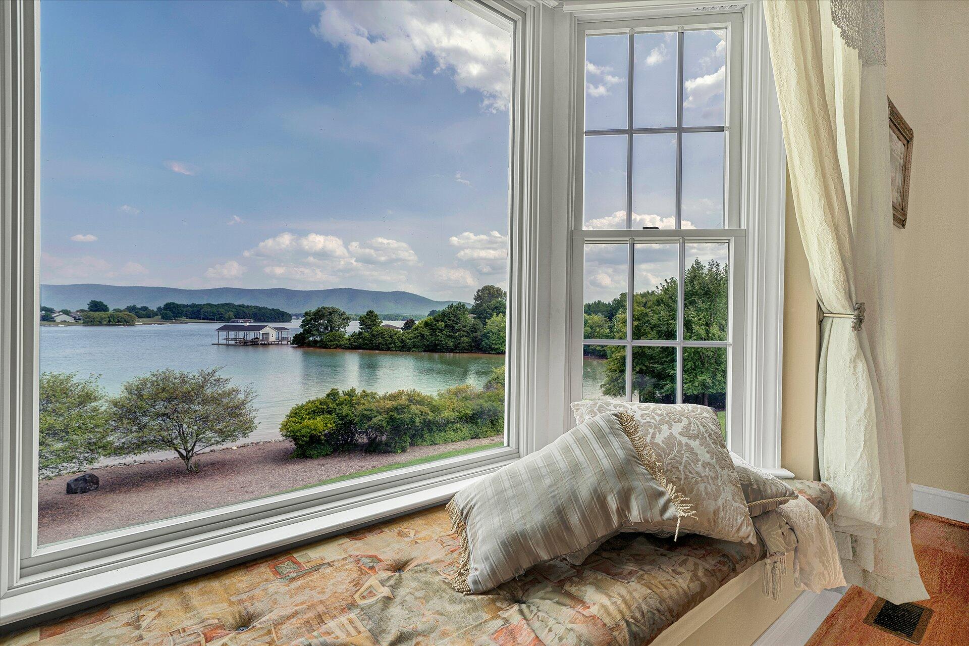 127 Tranquility Road Moneta, VA 24121 - Photo 23 of 61 Window Seat in Master Bedroom