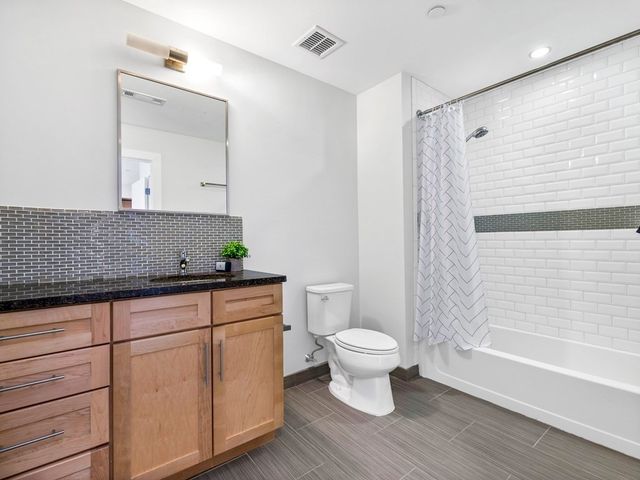 $865,000 | 1501 Commonwealth Avenue, Unit 203, Boston, MA 02135