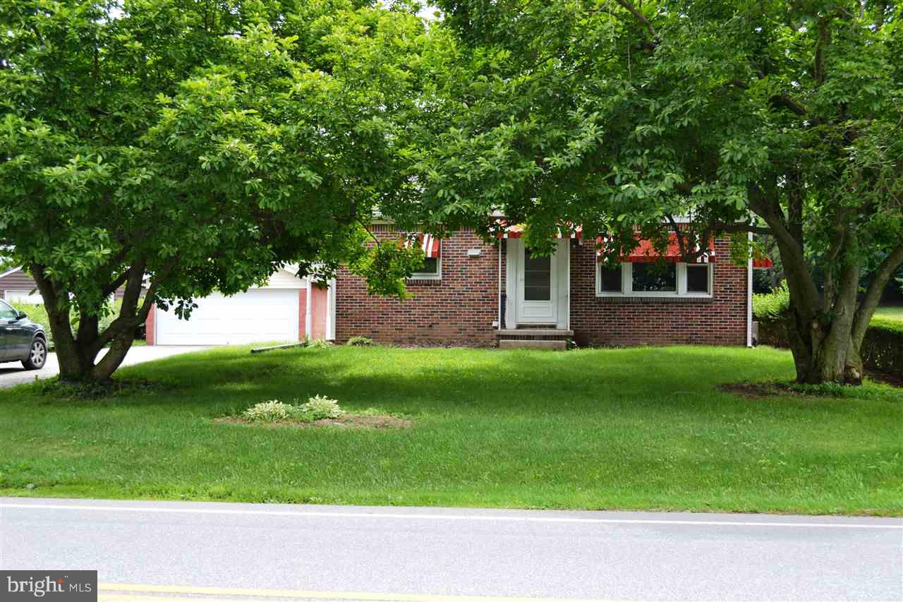 6070 Old Hanover Road Spring Grove, PA 17362 - Photo 2 of 28