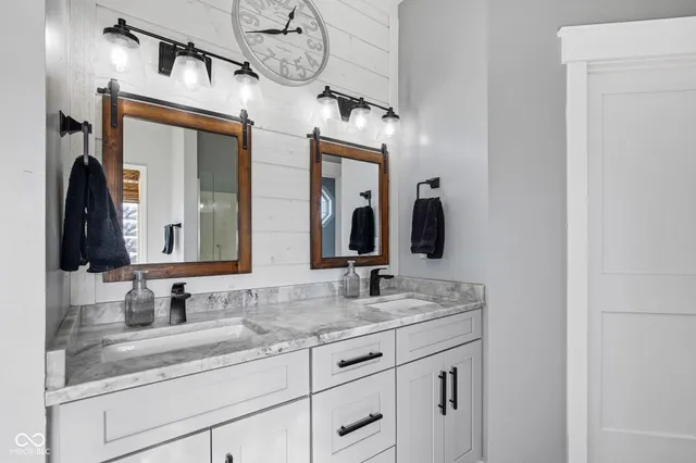 $545,000 | 1076 South 400 West, Tipton, IN 46072