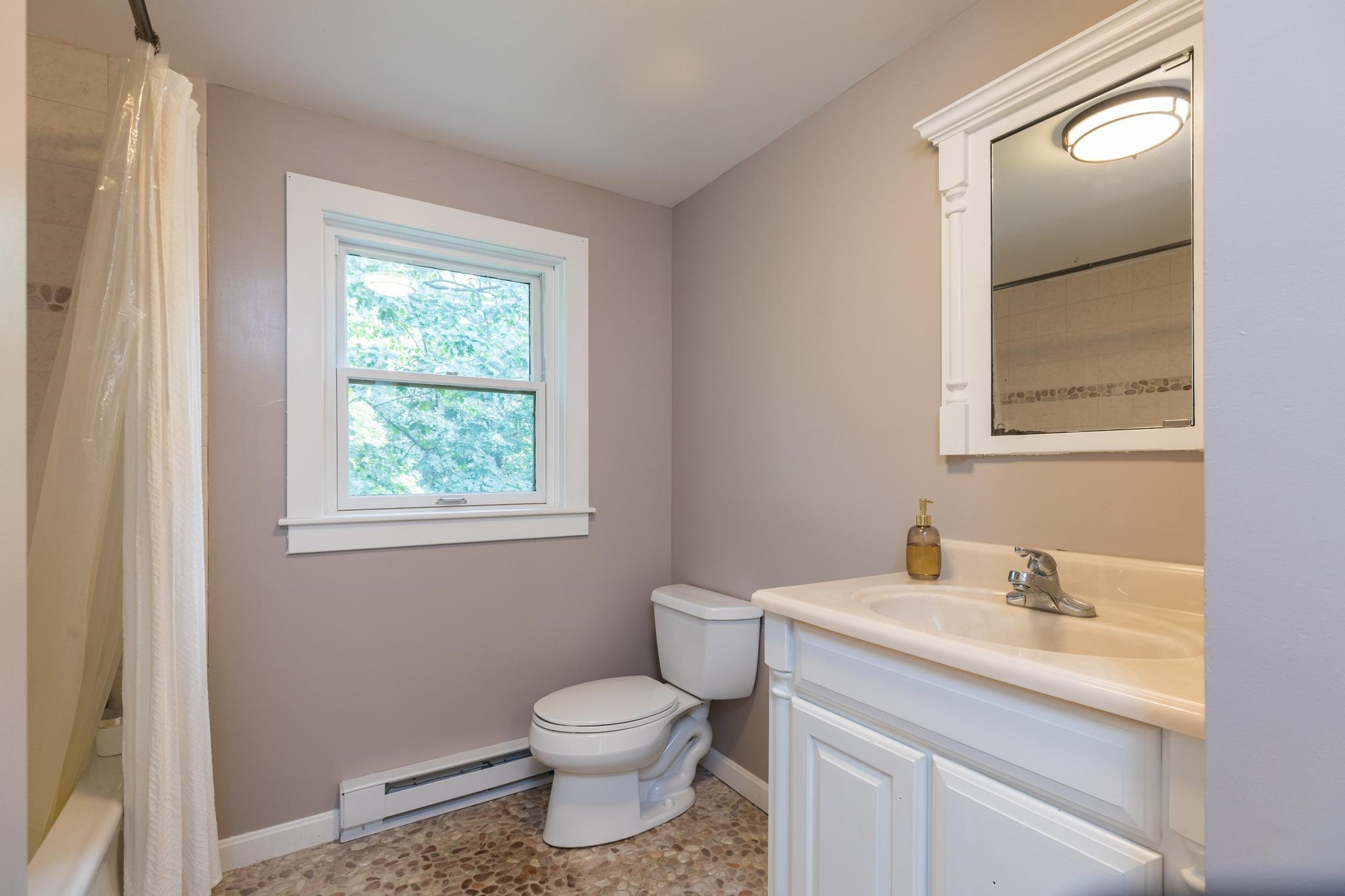 115 Stratham Heights Road Stratham, NH 03885 - Photo 23 of 40
