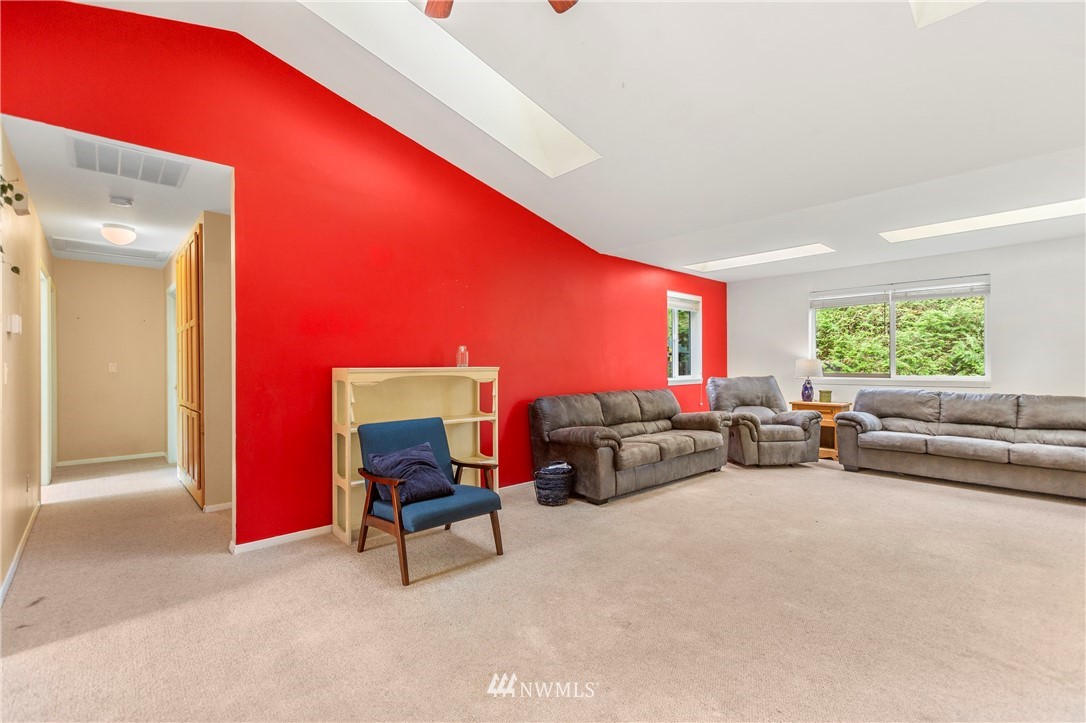 44231 Pine Road Gold Bar, WA 98251 - Photo 10 of 24 Gallery Image 10