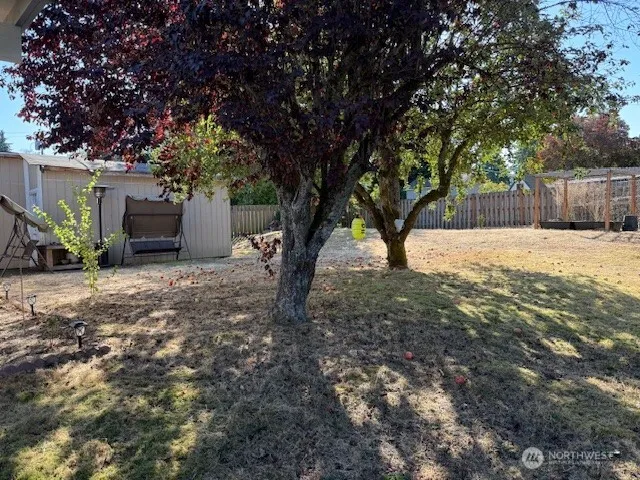 $585,000 | 18609 8th Avenue South, Des Moines, WA 98148