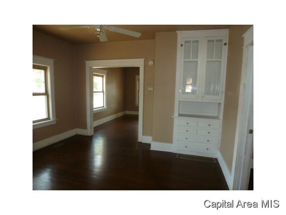1533 East Watch Avenue Springfield, IL 62702 - Photo 8 of 14 Gallery Image 8