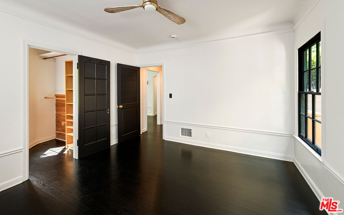 1954 Hillcrest Road, Unit 8 Los Angeles, CA 90068 - Photo 14 of 24