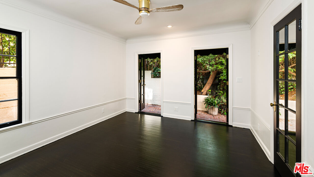 1954 Hillcrest Road, Unit 8 Los Angeles, CA 90068 - Photo 15 of 24