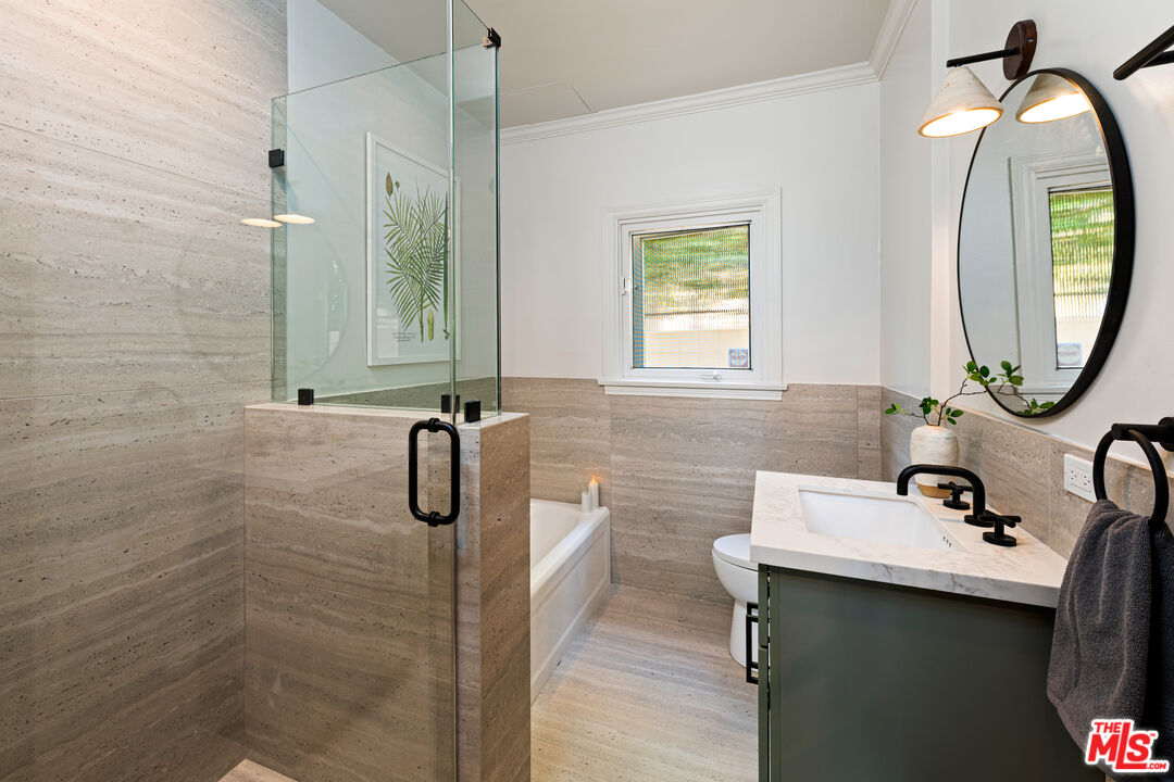 1954 Hillcrest Road, Unit 8 Los Angeles, CA 90068 - Photo 16 of 24