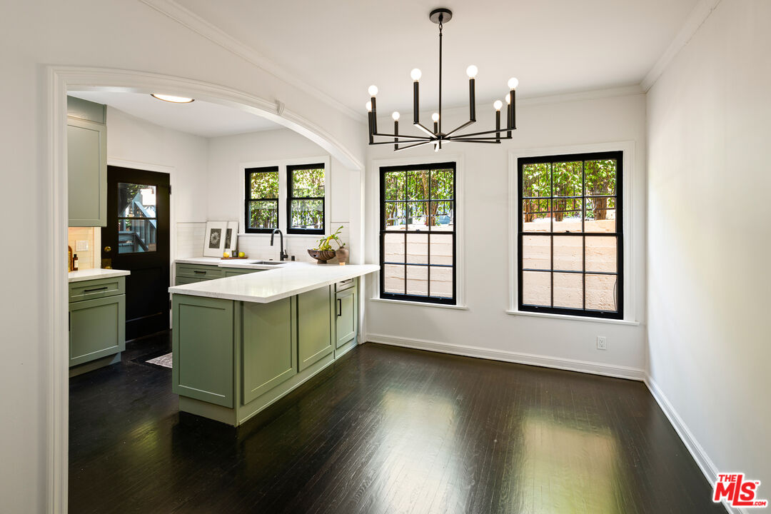 1954 Hillcrest Road, Unit 8 Los Angeles, CA 90068 - Photo 4 of 24