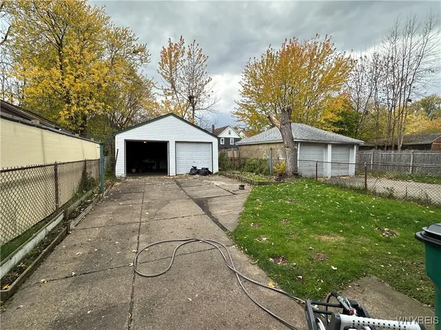 $189,900 | 82 Beatrice Avenue, Buffalo, NY 14207