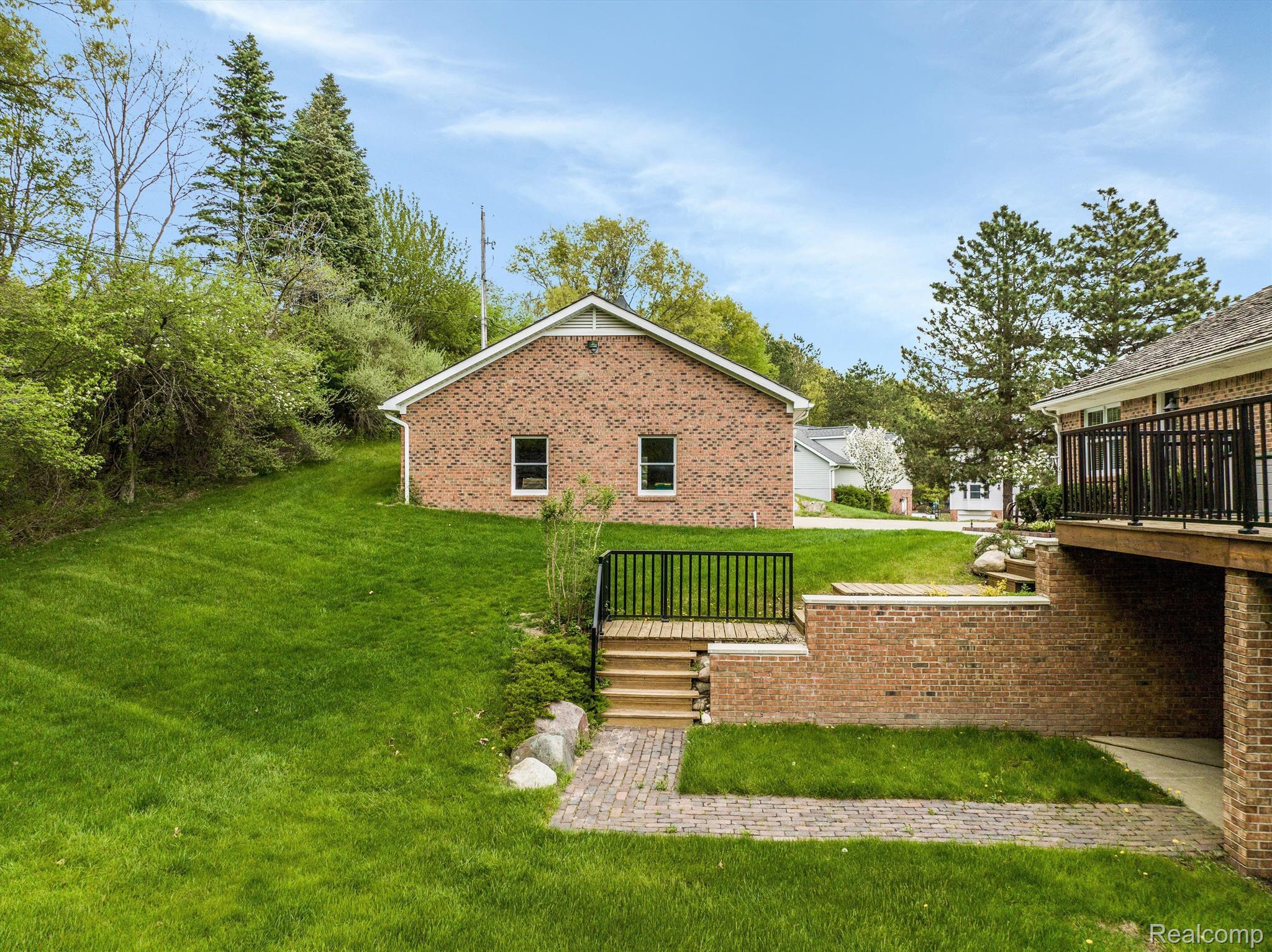 3200 Cook Rochester, MI 48306 - Photo 68 of 69 Gallery Image 68