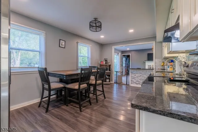 $330,000 | 908 Maple Drive, Stewartsville, NJ 08886