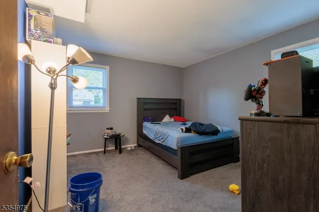 $330,000 | 908 Maple Drive, Stewartsville, NJ 08886