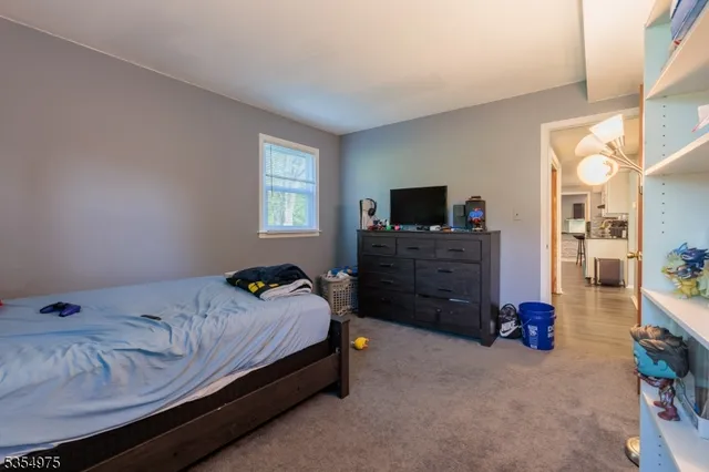 $330,000 | 908 Maple Drive, Stewartsville, NJ 08886