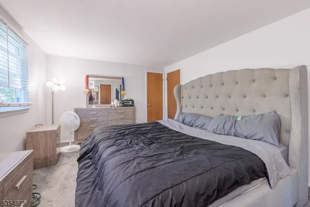 $330,000 | 908 Maple Drive, Stewartsville, NJ 08886