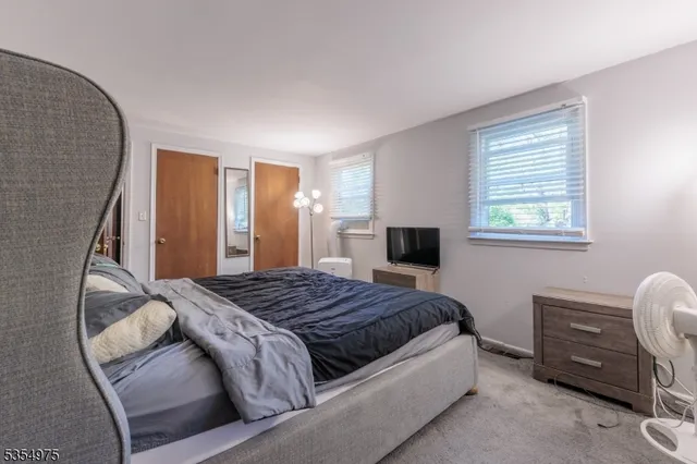 $330,000 | 908 Maple Drive, Stewartsville, NJ 08886