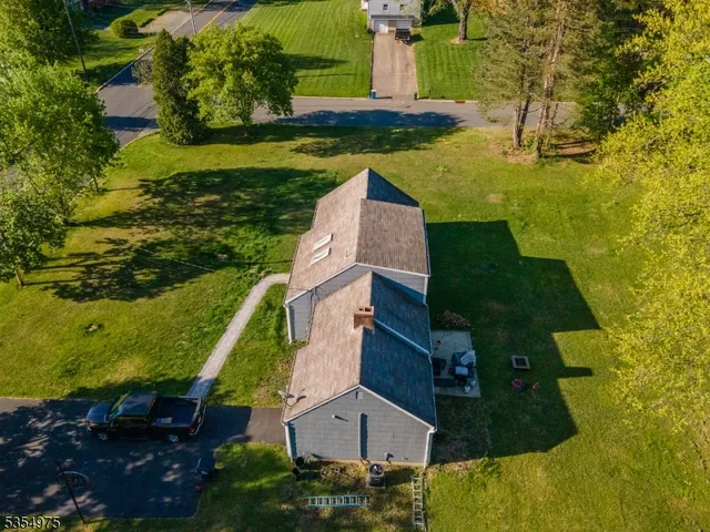 $330,000 | 908 Maple Drive, Stewartsville, NJ 08886