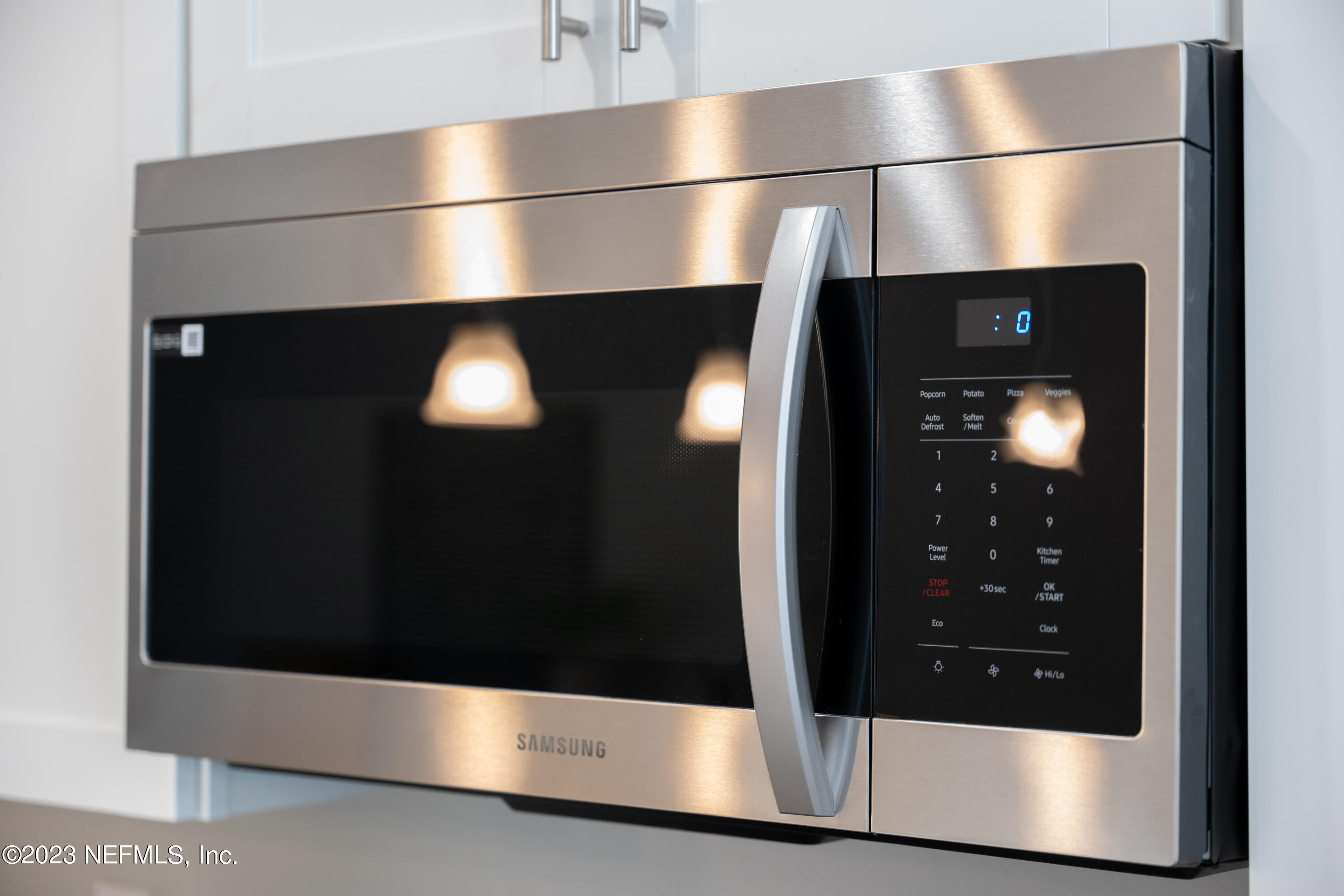 12701 Dunn Creek Road Jacksonville, FL 32226 - Photo 36 of 51 a view of a wooden door