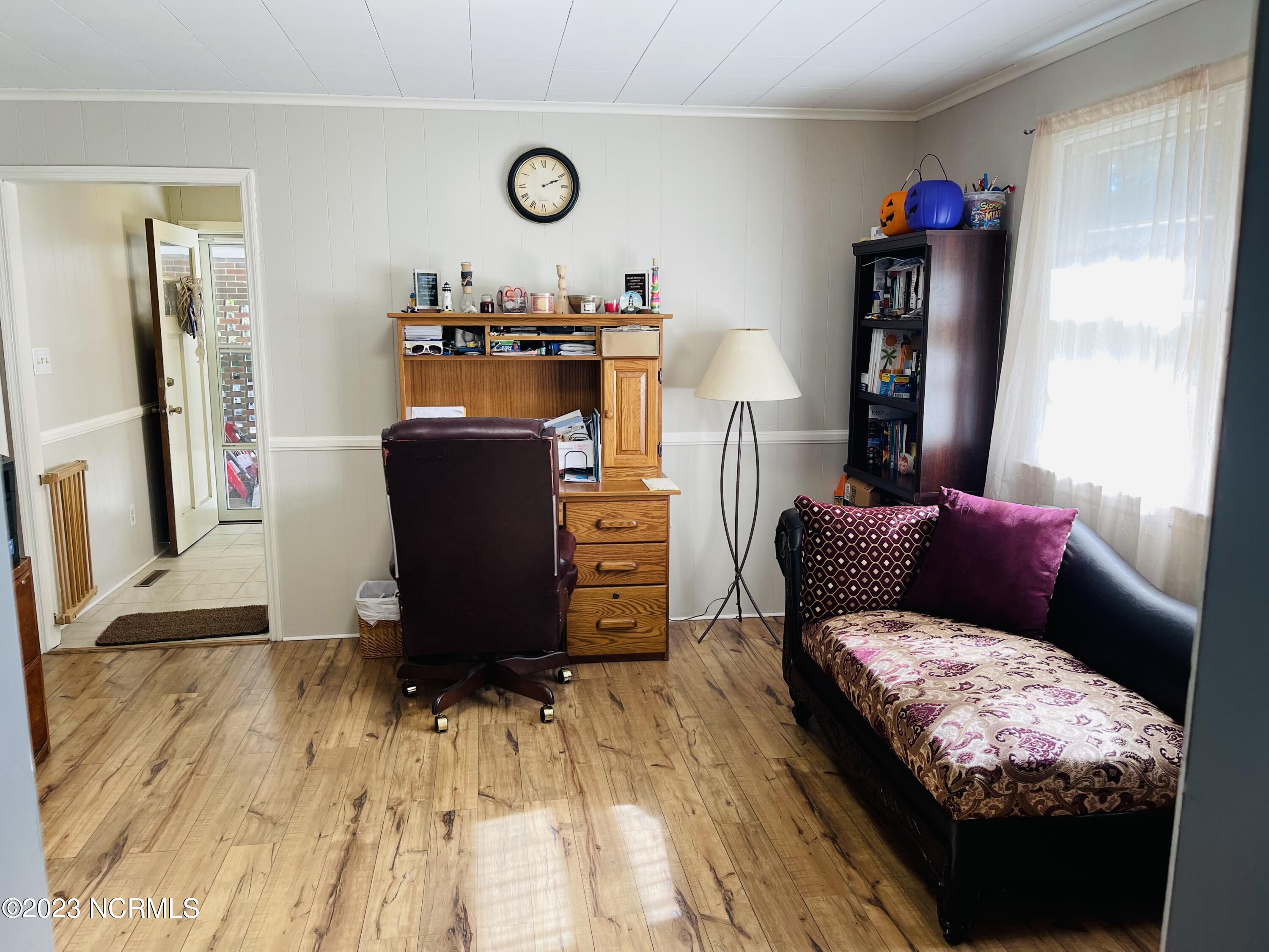 792 Roberts Road Newport, NC 28570 - Photo 10 of 52 Office or multi puropose room ( Extra space )