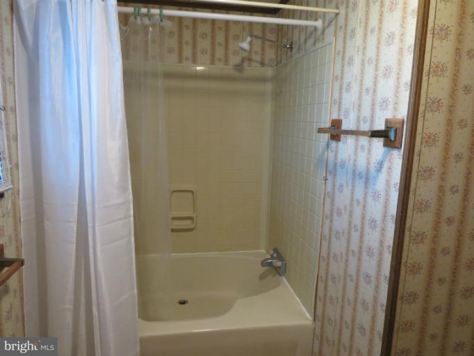 45136 Andover Estates Road Valley Lee, MD 20692 - Photo 24 of 27 Bath (Master)