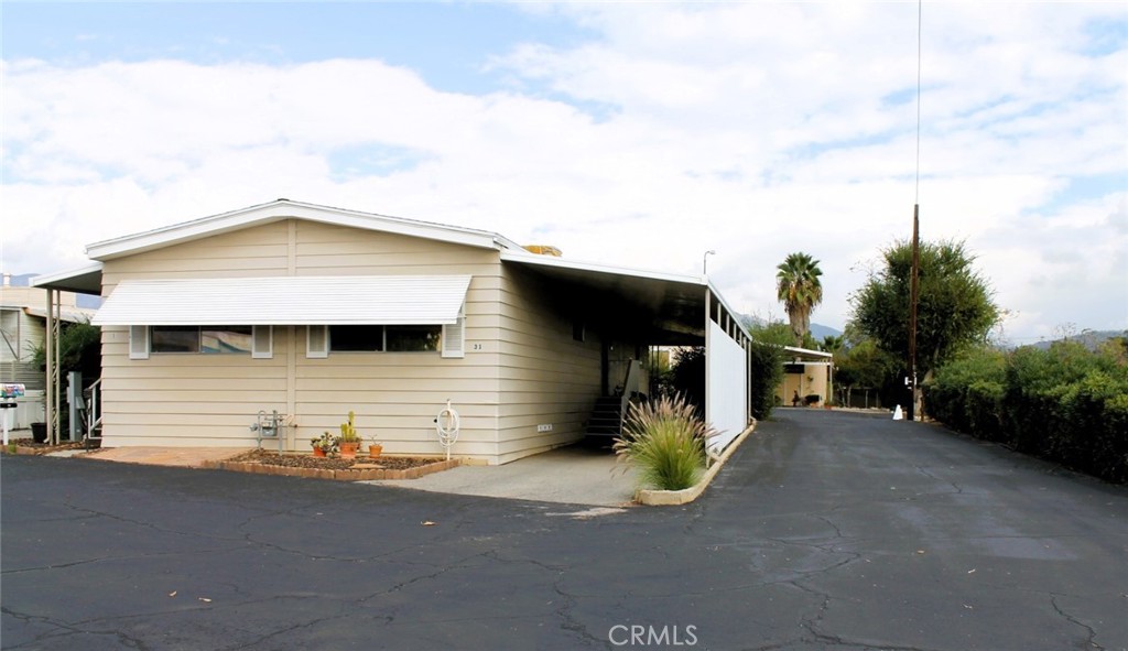 12995 6th Street, Unit 31 Yucaipa, CA 92399 - Photo 3 of 50