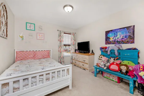 $2,300 | 3437 Wasatch Range Loop, Bellview, FL 32526